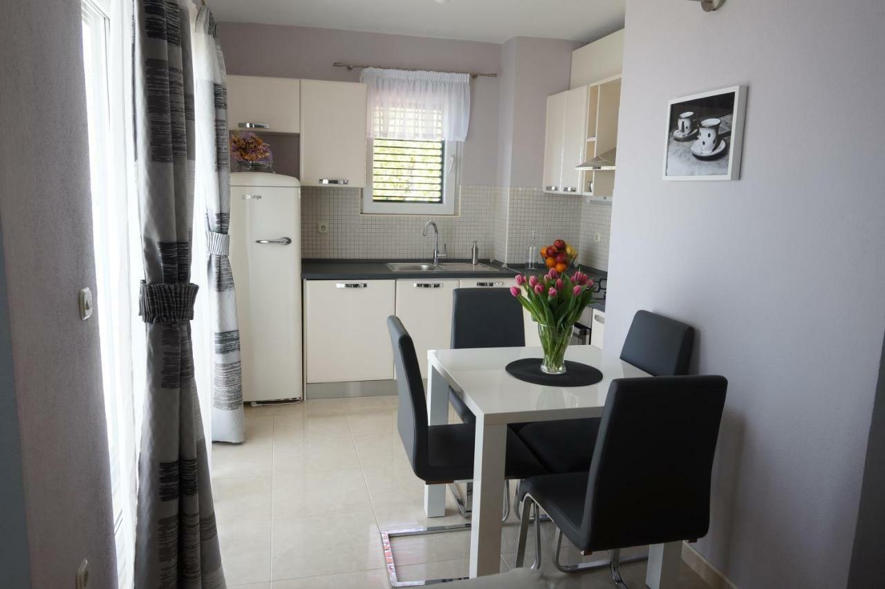 Marina - Holiday Home With Sea View Makarska Exterior foto
